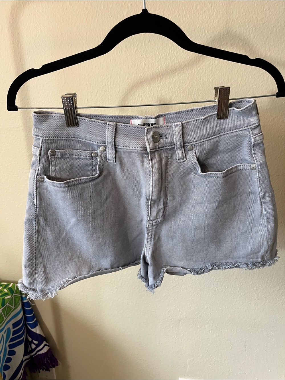 PINK Light Gray Denim Women's Shorts - Casual Frayed Hem